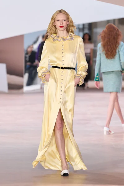 Look 29